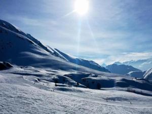 Chalet in Huez near Ski Slope