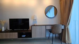 Trefoil Setia Alam Link to Setia City Mall Studio 2-4Pax