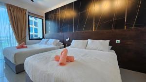 Trefoil Setia Alam Link to Setia City Mall Studio 2-4Pax