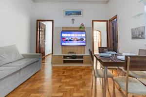 Copacabana de Frente a Praia: Básico e Funcional