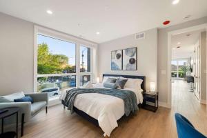 New Build in Pilsen Spacious 2 Bed 2 Bath Unit