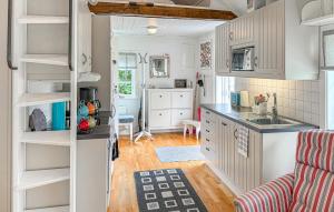 Amazing Home In Hjorted With Wifi