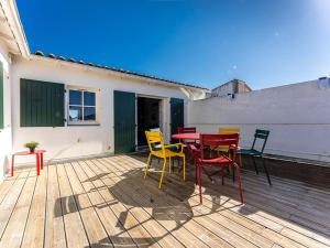 Appartements Appartement moderne avec grande terrasse a Ars-en-Re - FR-1-835-31 : photos des chambres