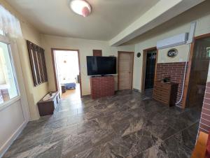 Holiday home in Balatonfenyves 54592