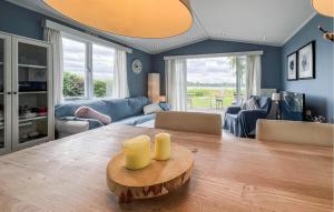 2 Bedroom Nice Home In Lauwersoog