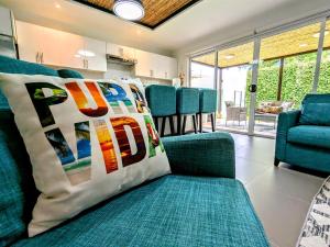 Upscale Tropical Retreat - 4BR in Gated Resort