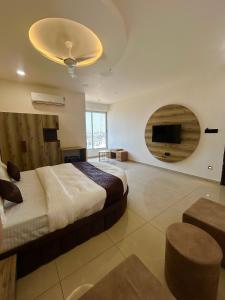 Hotel The Velvet Rooms & Banquet