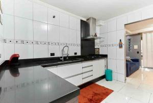 Triplex completo com mesa de sinuca!