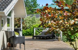 Amazing Home In Væggerløse With Sauna