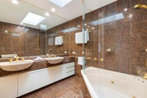 Mirage Resort Villa 152 with access to Sheraton Facilities