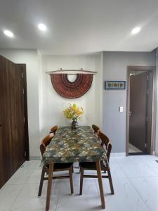 Office and Apartement