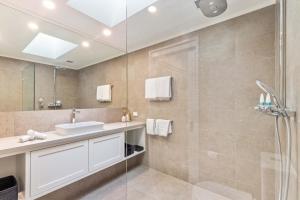 Mirage Resort Villa 432 with access to Sheraton Facilities