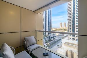 Luxury 2BHK in Dubai Marina w Views Sulafa 1101