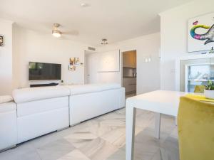 Pass the Keys Beautiful Mijas apartment Sea mountain views