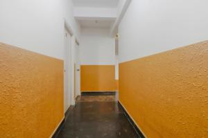 Super Santa Maria Near Indiranagar Metro Station