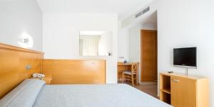 Double Room with Sea View and Terrace room in Hotel RH Gijón & Spa