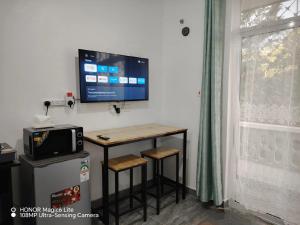 Modern Studio S26025