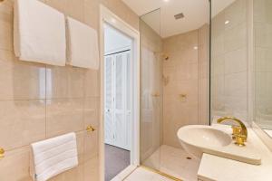 Mirage Resort Villa 434 with access to Sheraton Facilities