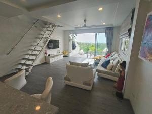 Modern Apartment with Breathtaking Chaweng views