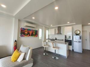 Modern Apartment with Breathtaking Chaweng views