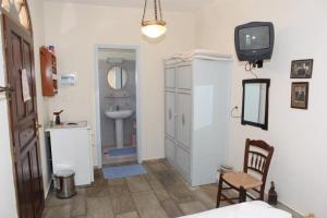 Pleoussa Studio and Apartments Skopelos Greece