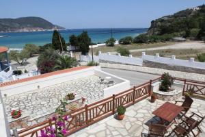 Pleoussa Studio and Apartments Skopelos Greece