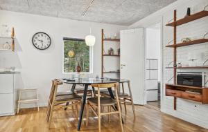 Lovely Home In Hurup Thy