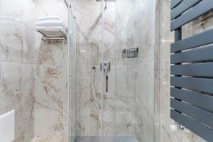 Arena sul lago & piscina