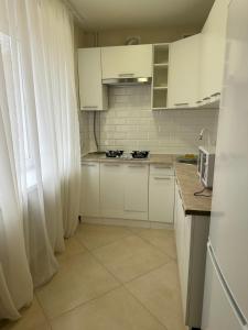 Театральна Дванадцять