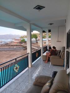 Komodo Village Tour & Homestay