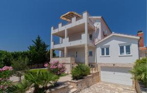Apartment Maslenica 