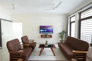 Indigo Breeze - 3-Sterne-Hotels in Thiruvananthapuram