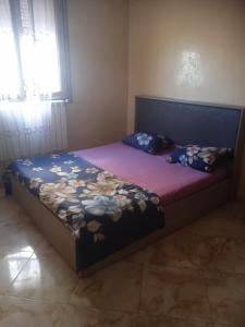 Home sweet home 2 bed with a living room