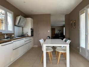 Villas Belle villa climatisee : photos des chambres