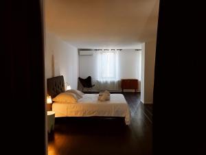 Maisons de vacances Very Chic Townhouse with Pool and Garage : photos des chambres
