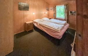 Gorgeous Home In Ulfborg With Wifi