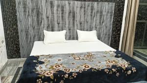 Samriddh P Guest House