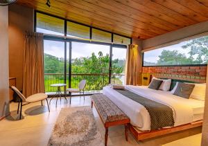 Alaya Boutique Villa with Dam View by VOYE HOMES