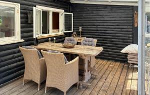 Stunning Home In Vejby With Wifi