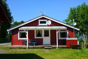 Three-Bedroom Cottage room in Langenuen Motel & Camping