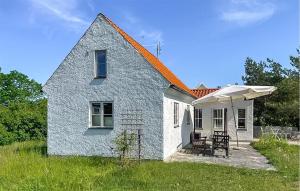 Nice Home In Tingstäde With Wifi