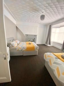 No. 206 - Spacious 5 Bed