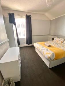 No. 206 - Spacious 5 Bed