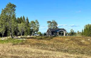 Cozy Home In Bengtsfors With Sauna