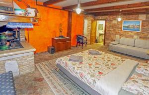 1 Bedroom Gorgeous Apartment In Secovlje