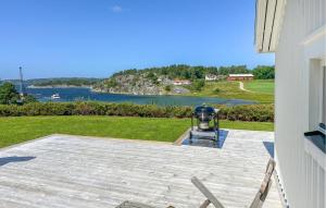 Awesome Home In Svineviken