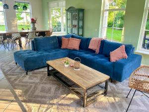 Enjoy the space and countryside at Het Hofhuys