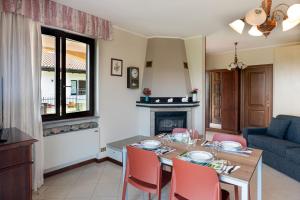 Grazia - Bilocale con Vista Lago e Giardino