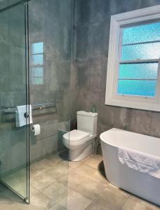 Luxe, Style, Superb, Five Star, Stunning Home