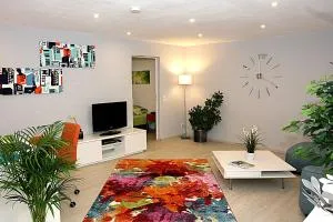 business + life apartment ferienwohnung - 蒙塔鲍尔